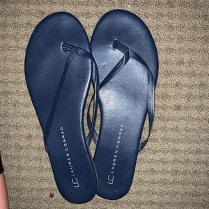 Cute navy flip flops